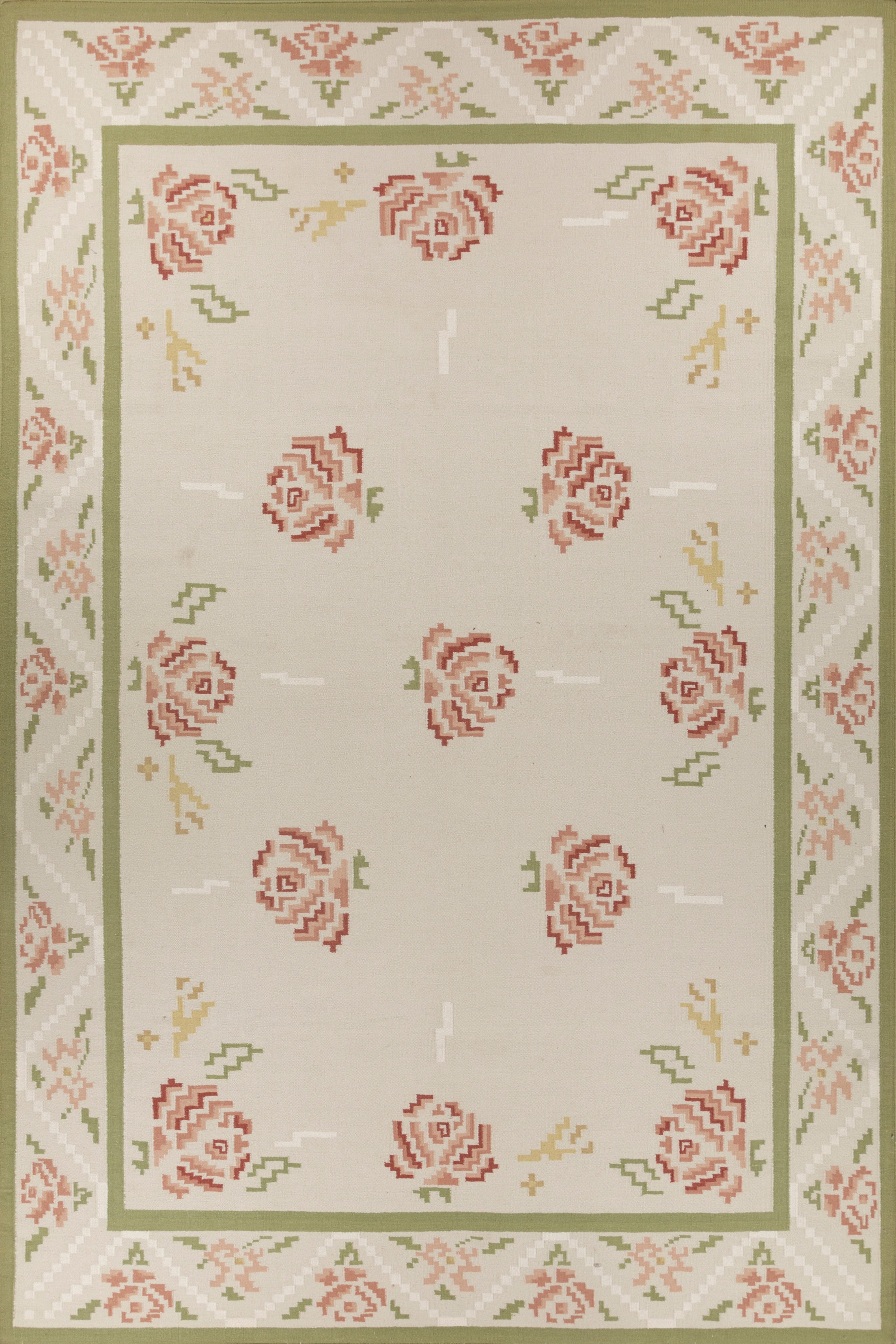 ANTIQUE ROSE