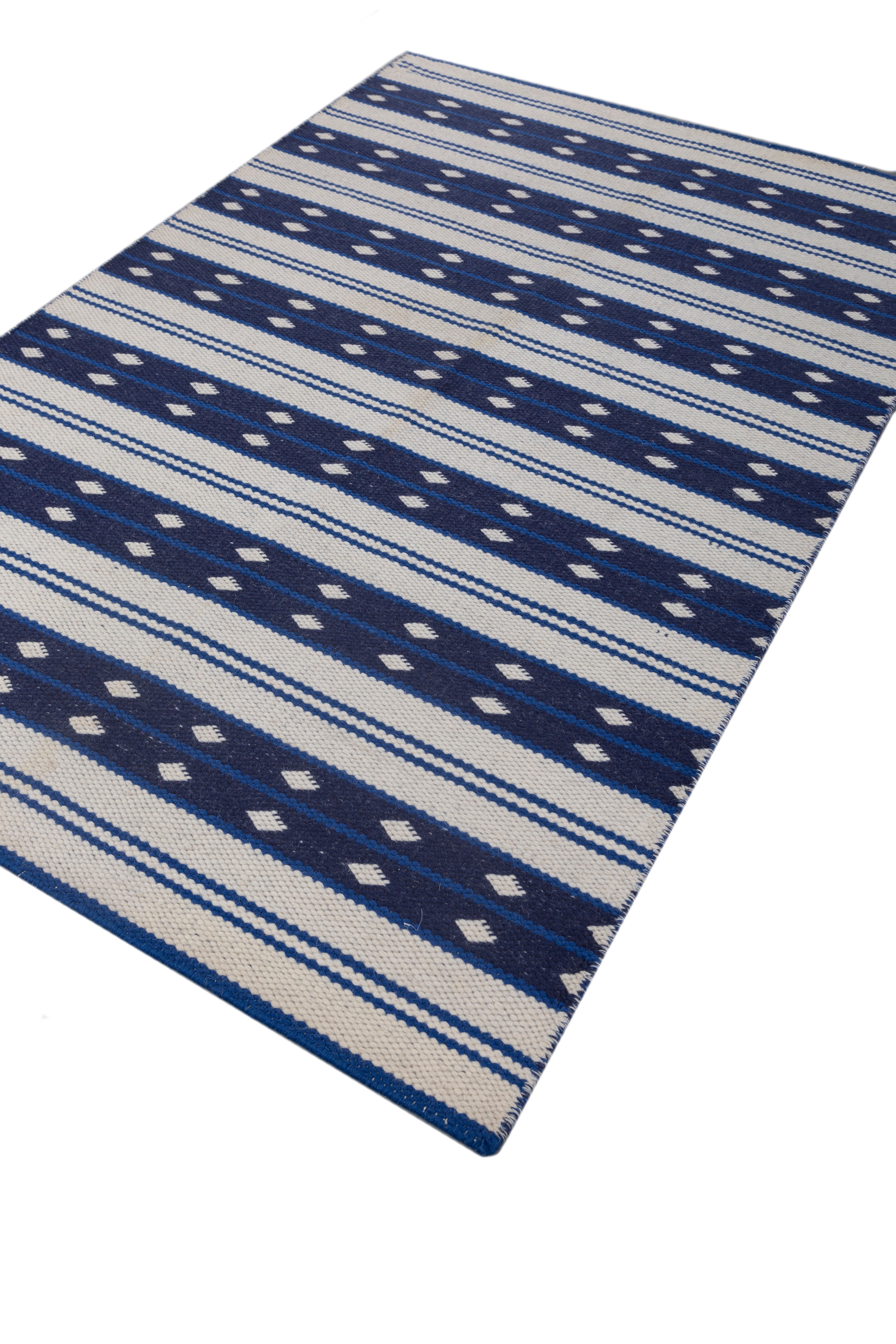 SOLID (RULLAH WEAVE)